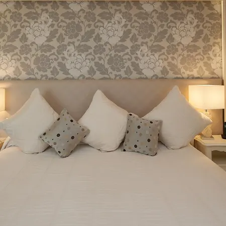 Hotel De Cassagne & 5*